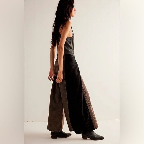 NWT We The Free Gwyneth Low-Rise Wide Leg Jeans brown Sz 28 Low Rise Wide flare - Picture 4 of 14